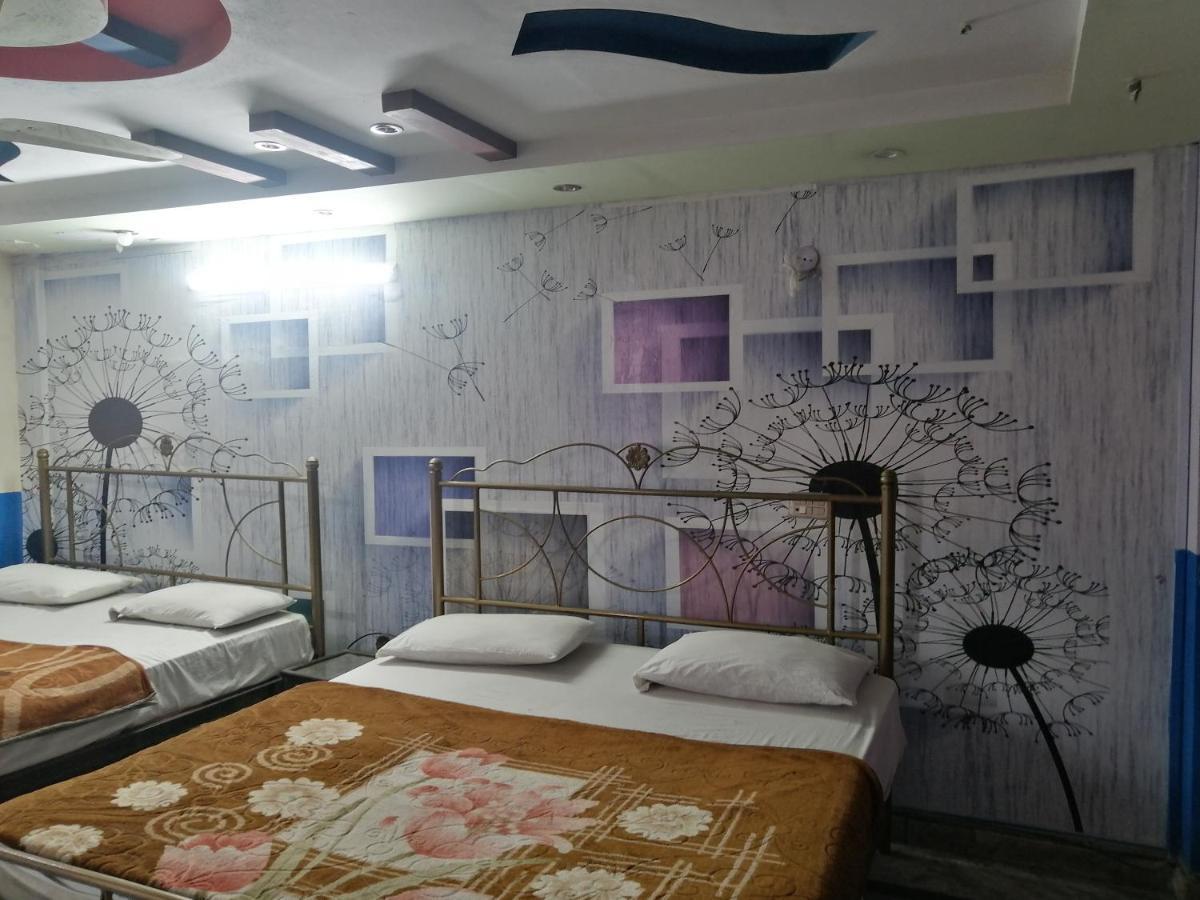 Hajveryinn_Hotel Lahor Kültér fotó